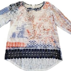 Chico's 1 White Blue Red 3/4 Sleeve Top Hi/Lo Lace Accents‎ Cotton Blend